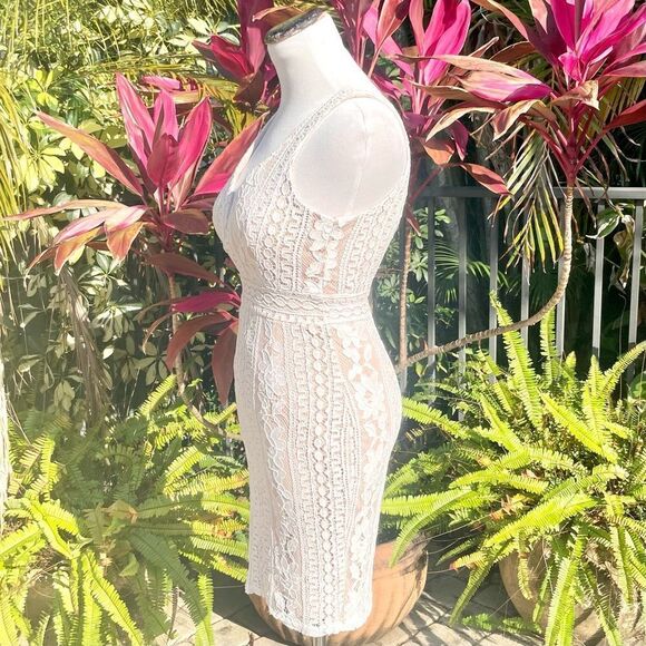 Selfie Leslie Crochet Lace Overlay Mini Dress - Picture 4 of 8